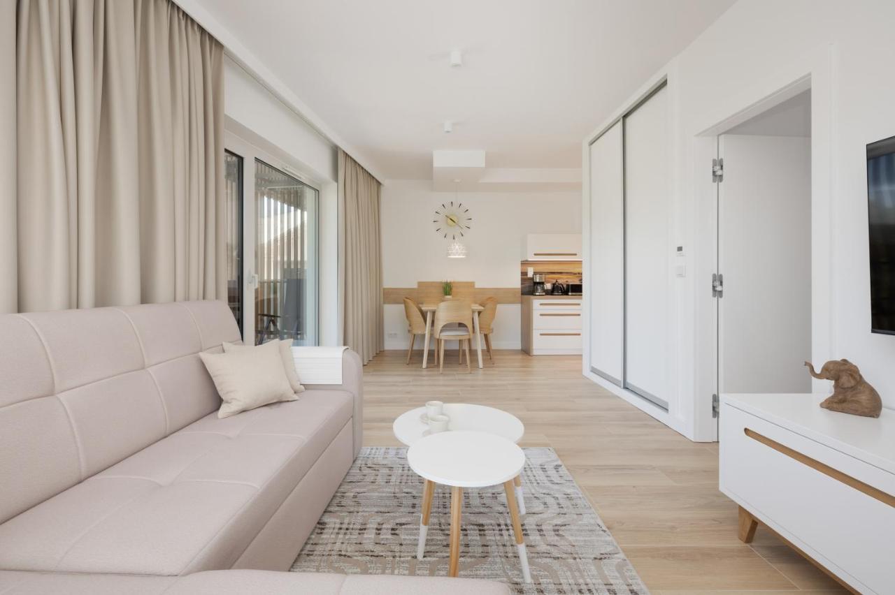 Apartament Przy Plazy Z Aneksem Kuchennym A 24 W Swinoujsciu سفينويتشي المظهر الخارجي الصورة